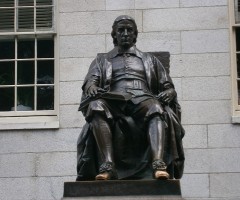 John Harvard Statue